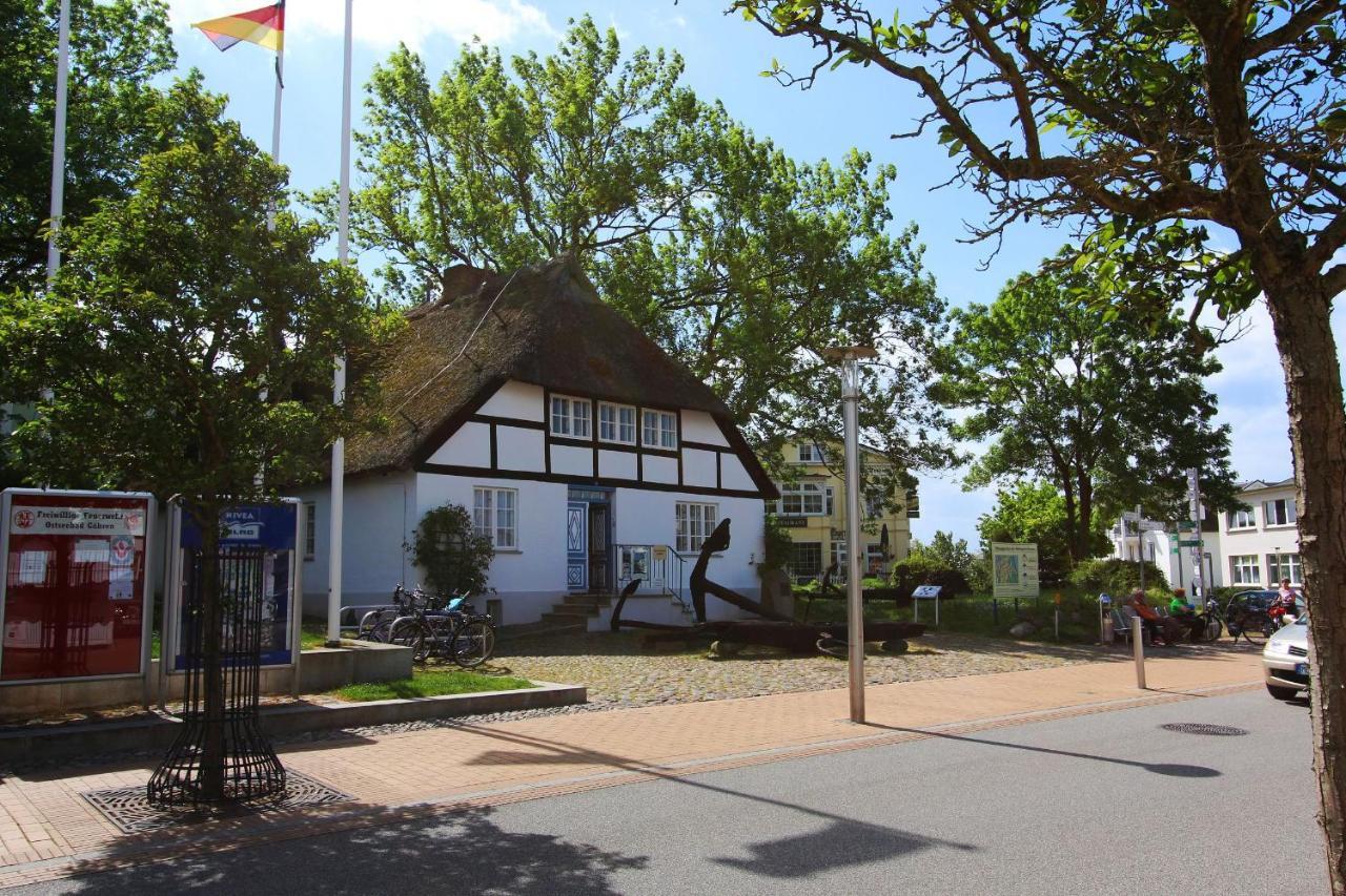 Terrasse, Gratis Nutzung Vom Ahoi Erlebnisbad Und Sauna In Sellin - Villa Antje Fewo 04 Goehren  Eksteriør billede